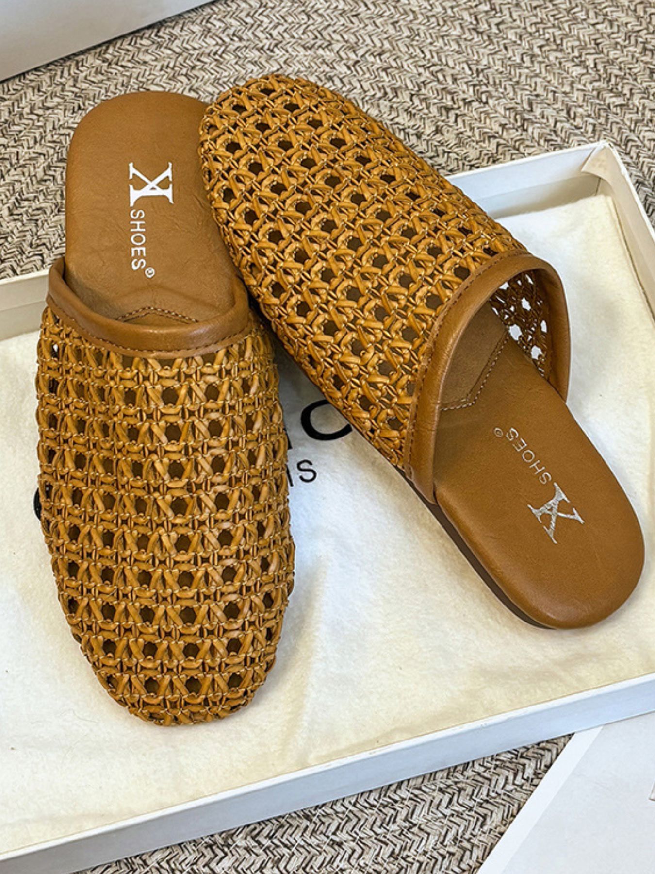 Woven Breathable Flat Mule Sandals