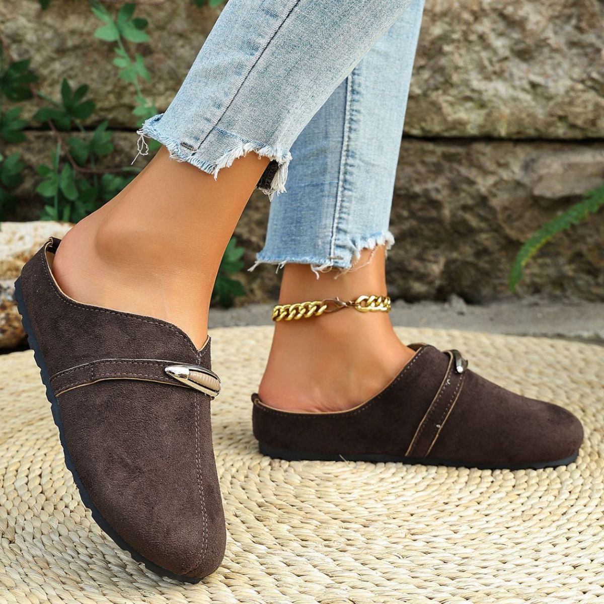 Round Toe Flats Slip-Ons