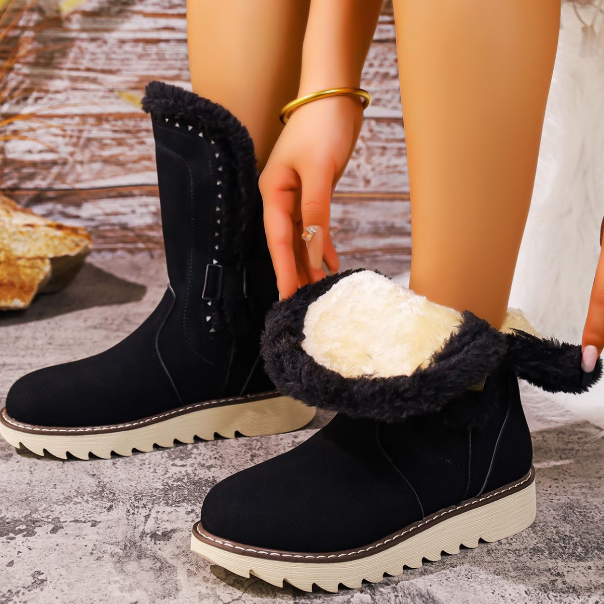 Round Toe Platform Boots