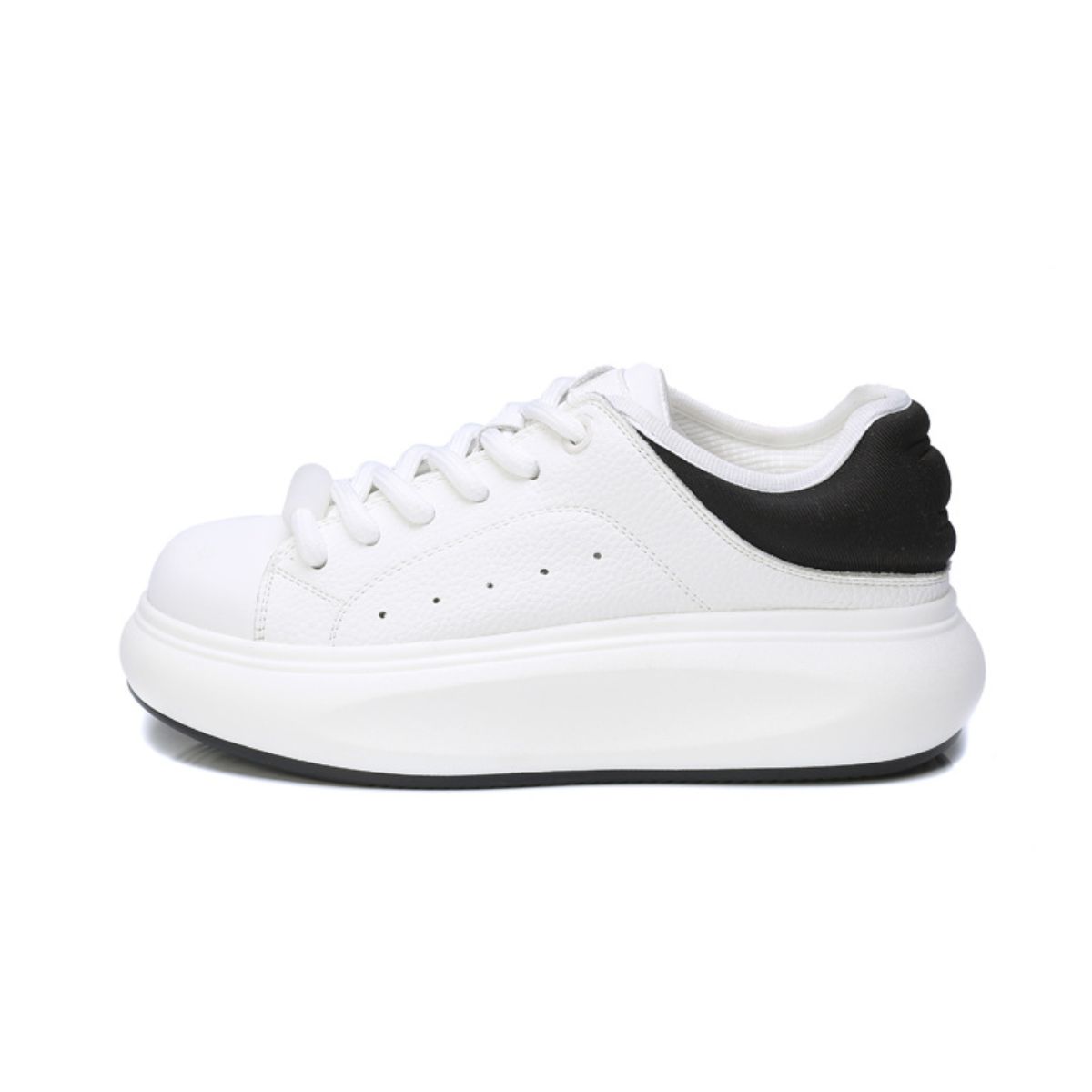 Lace Up Round Toe Platform Sneakers