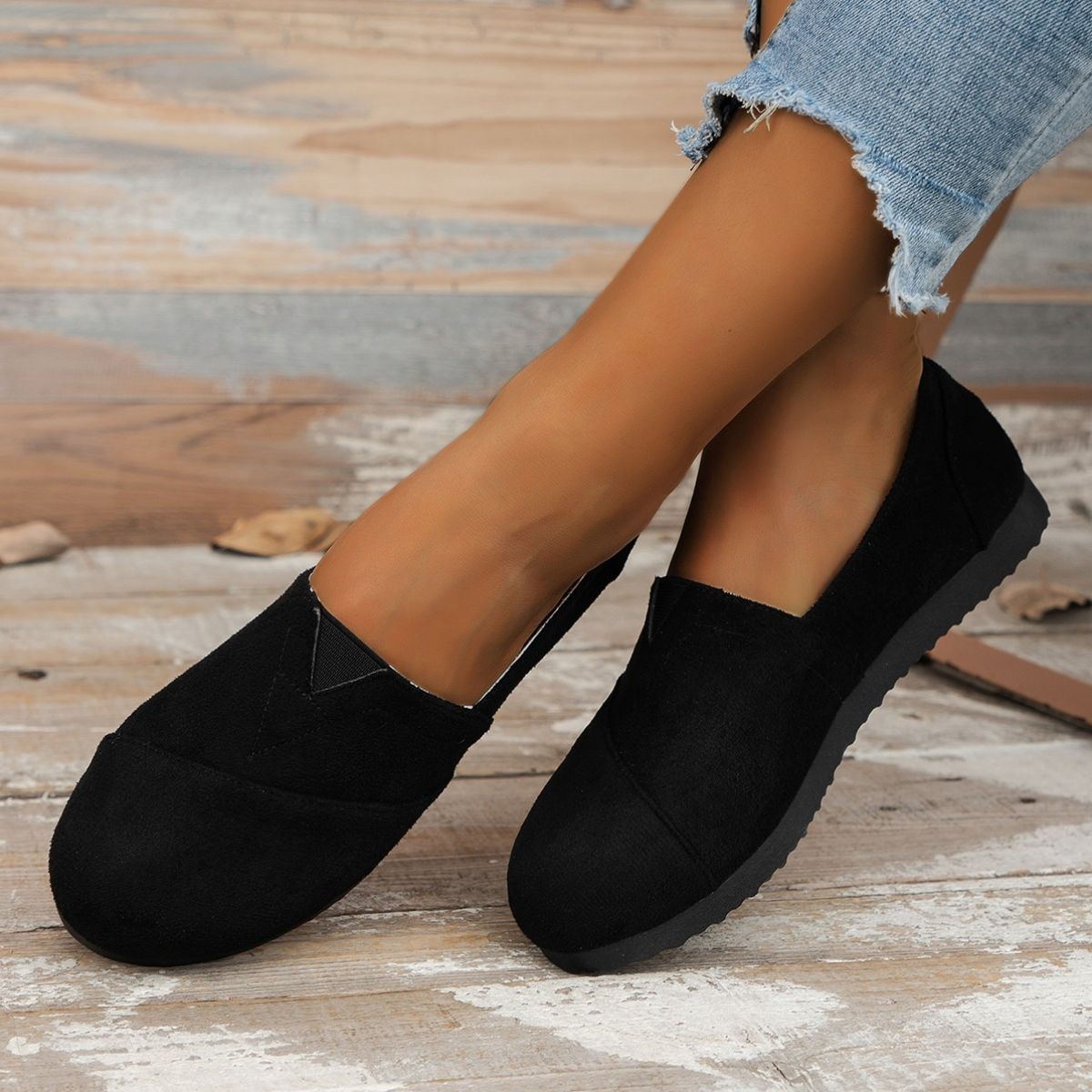 Round Toe Flats Slip-Ons