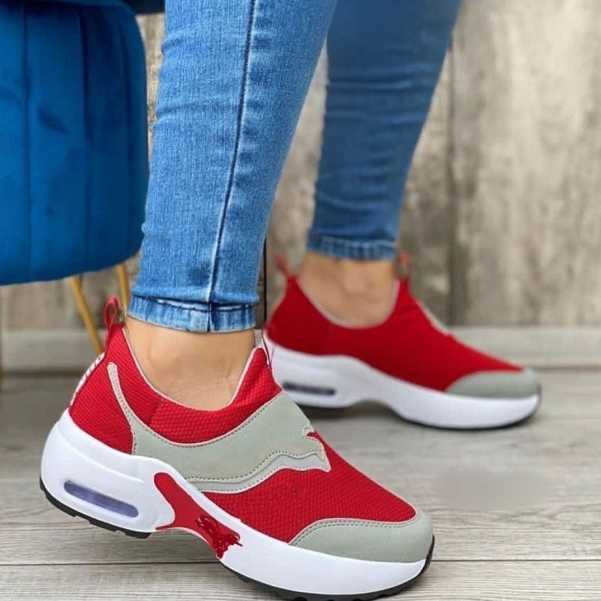 Round Toe Slip-On Mesh Athletic