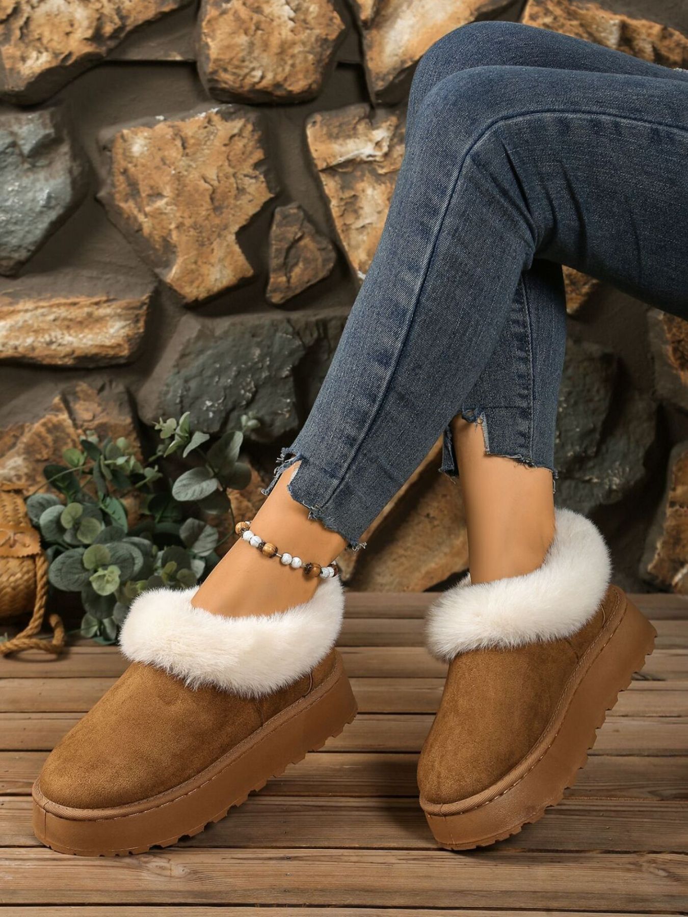 Round Toe Platform Boots