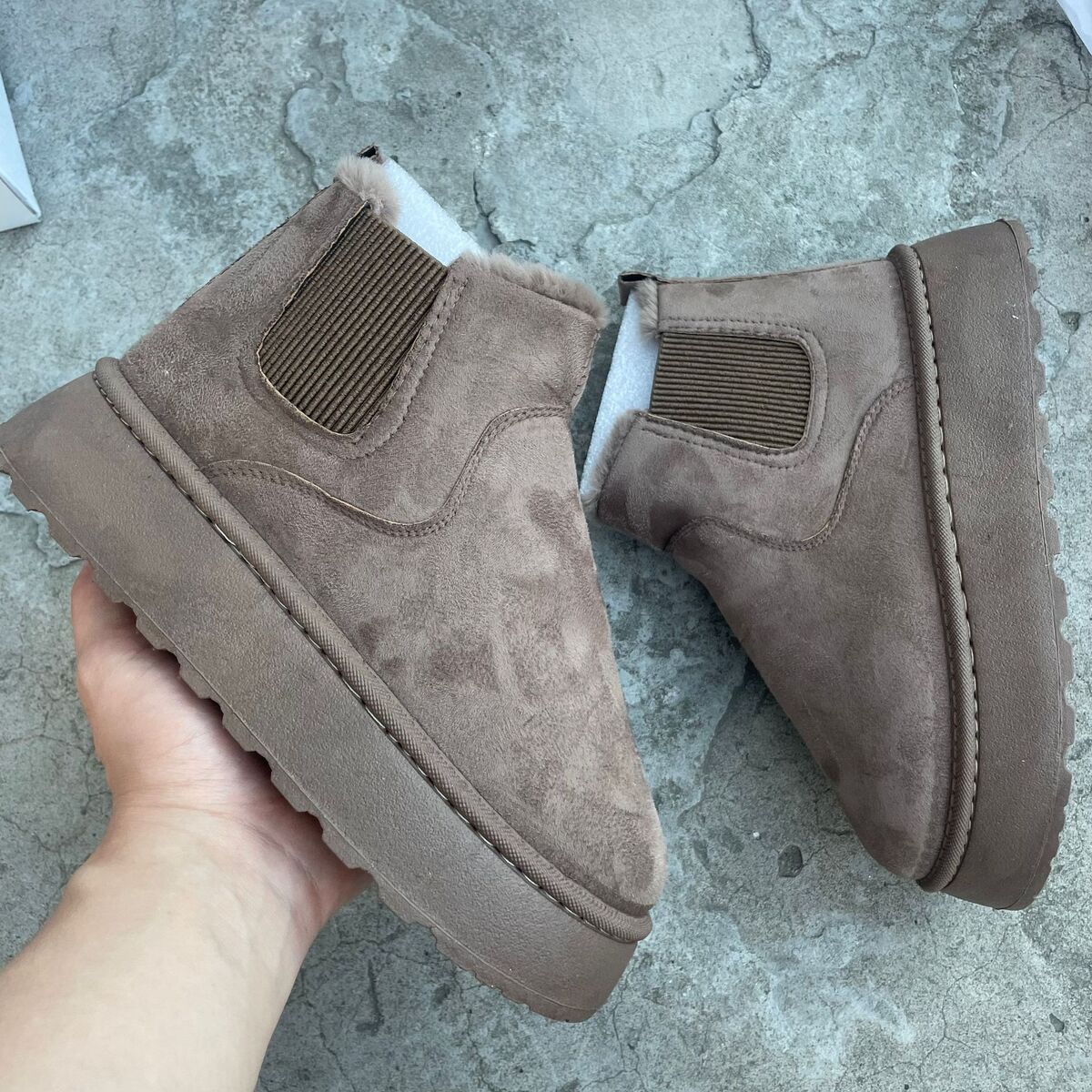 Round Toe Platform Boots
