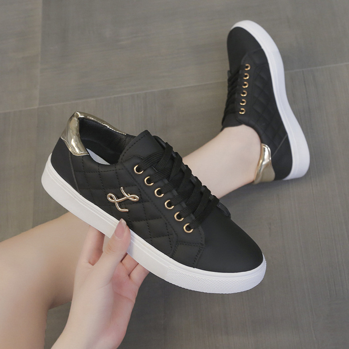 Round Toe Lace Up Sneakers