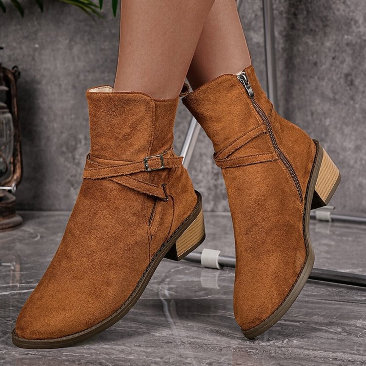 Side Zip Block Heels Boots