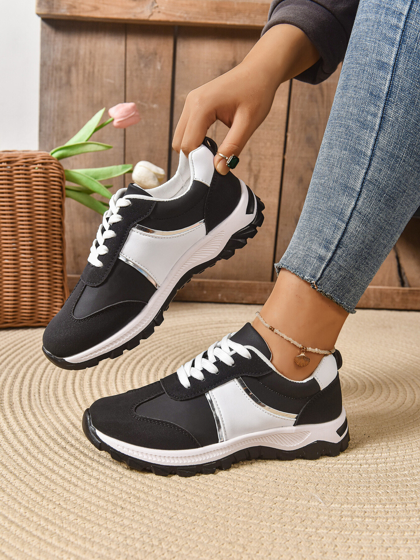 Contrast Lace Up Sneakers