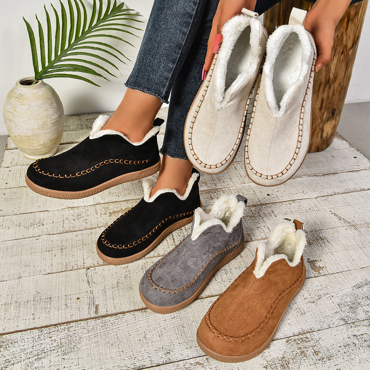 Round Toe Plush Lined Shoes