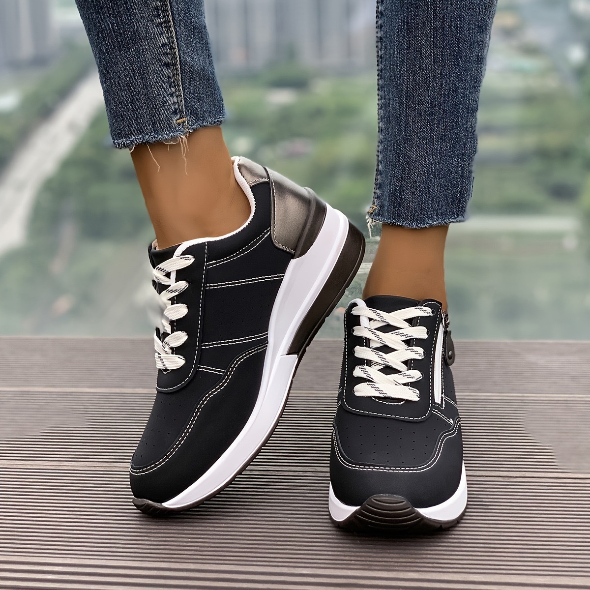 Round Toe Lace Up Sneakers