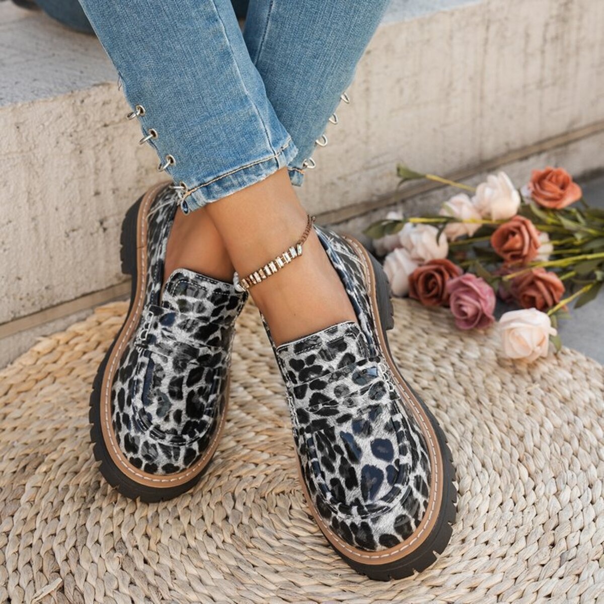 Round Toe Platform Loafers