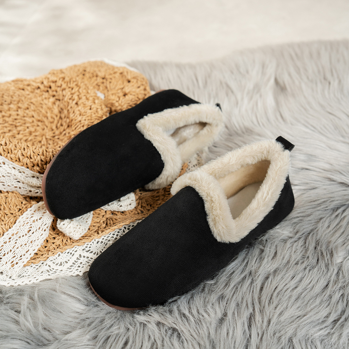 Round Toe Flats Slip-Ons