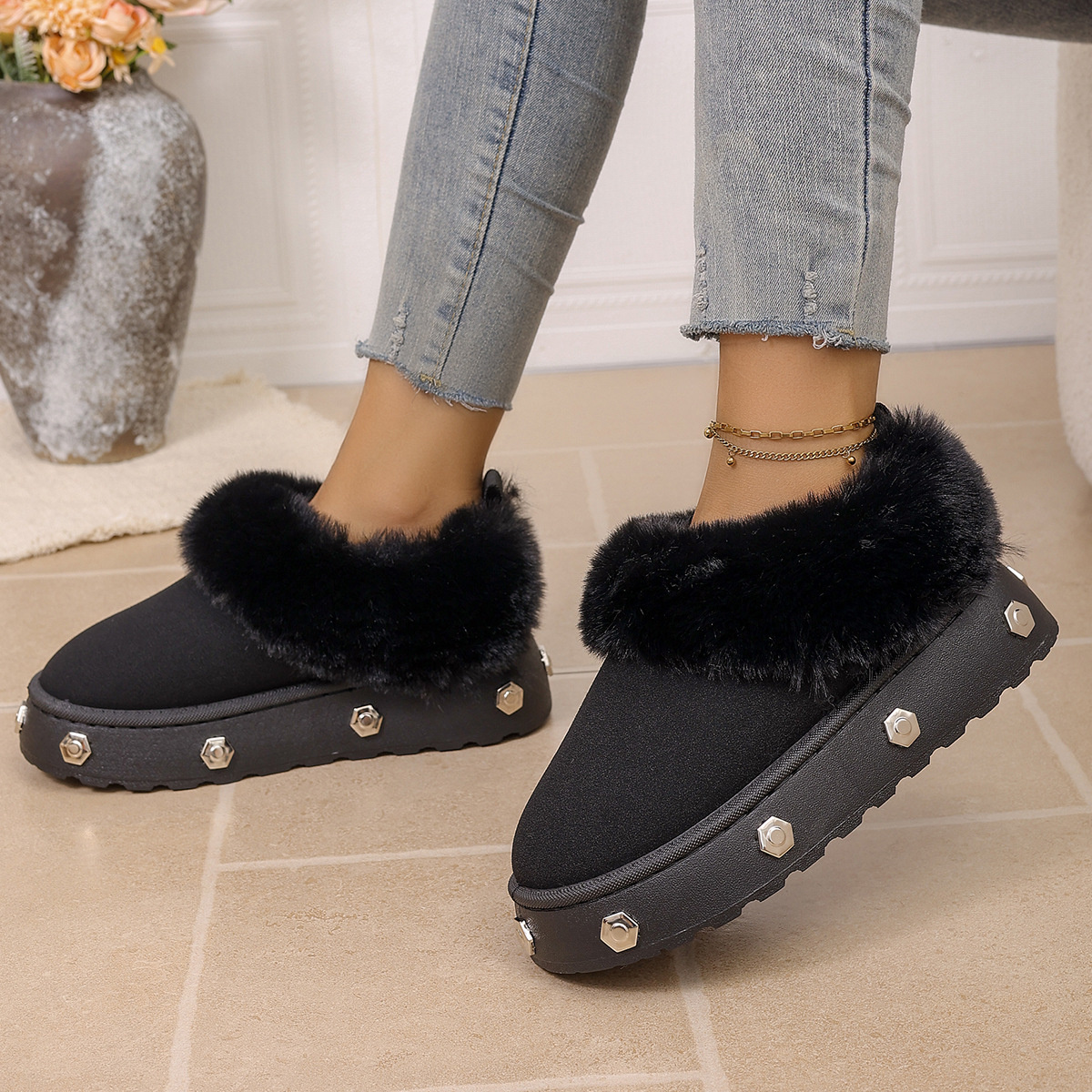 Round Toe Platform Boots