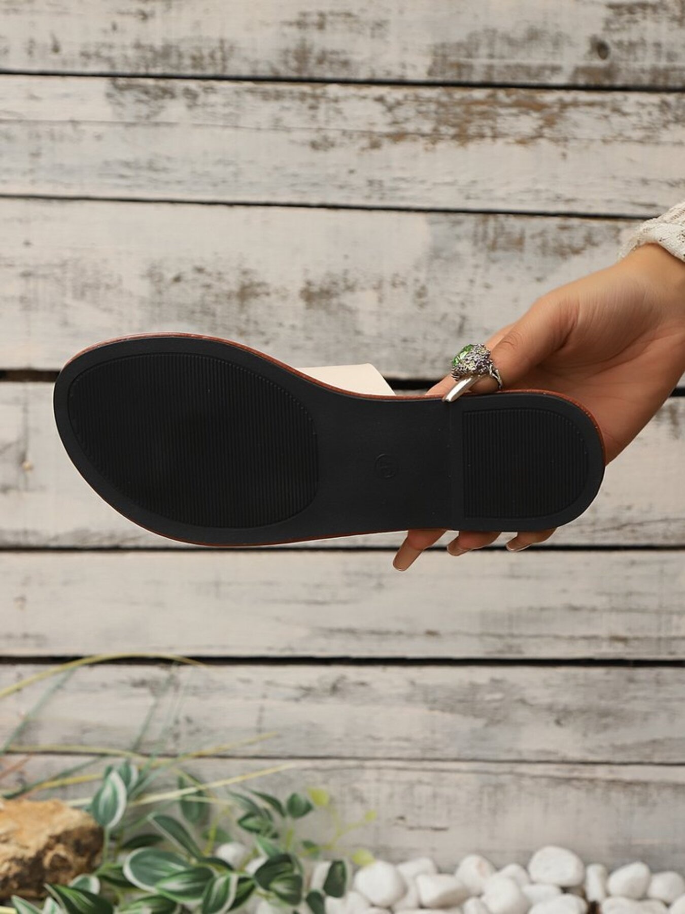 Toe Loop Flat Sandals