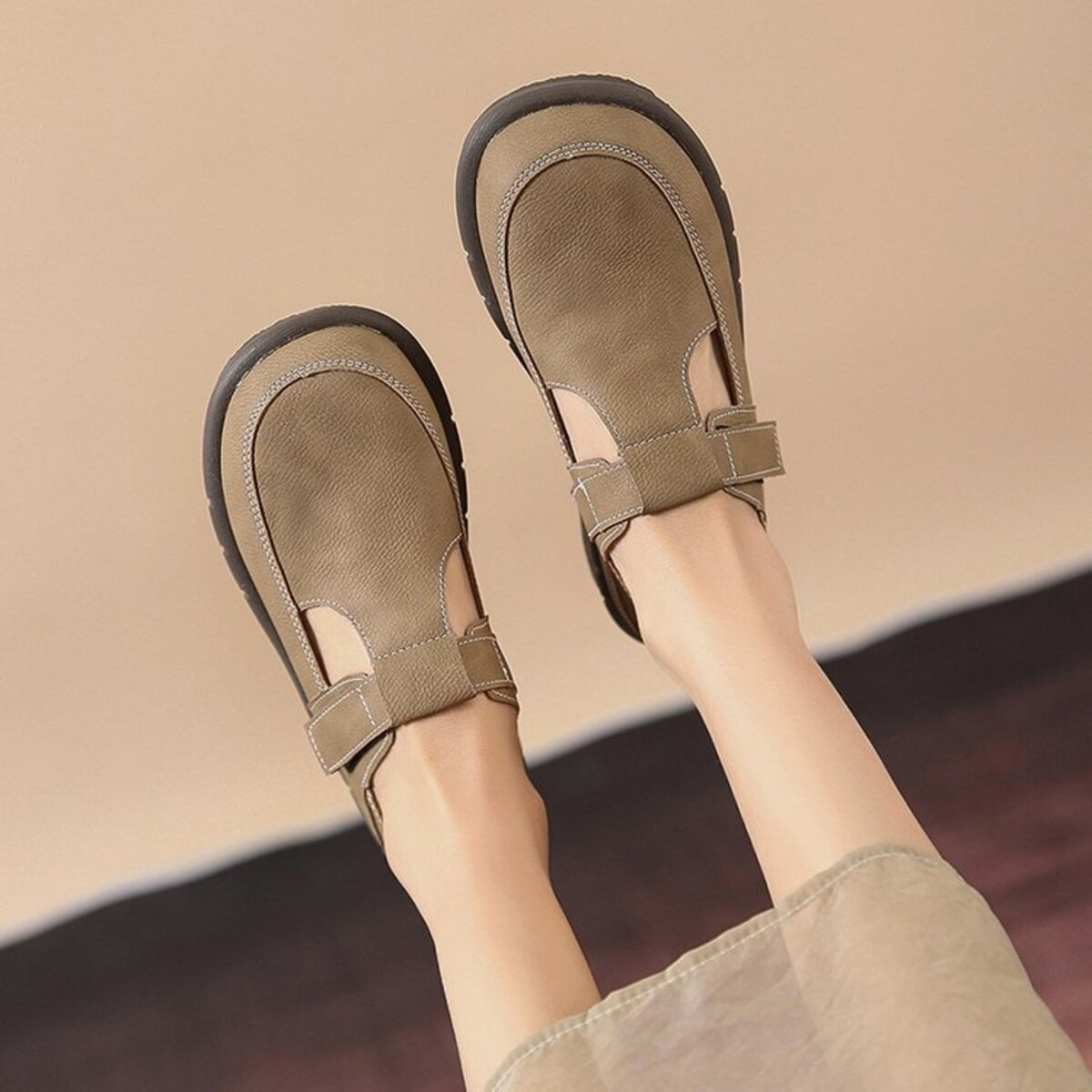 Round Toe Platform Loafers