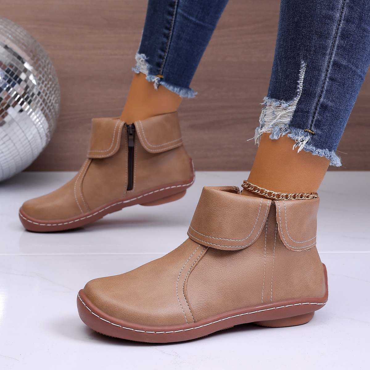 Round Toe Side Zipper Boots