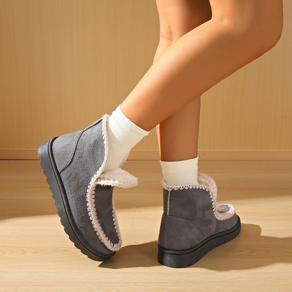 Contrast Crochet Trim Winter Boots