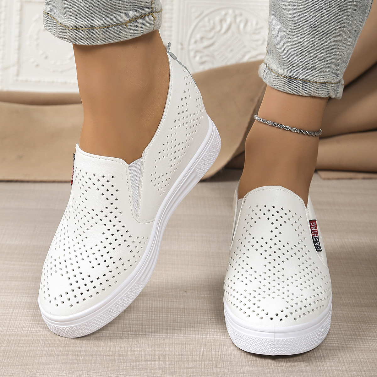 Round Toe Platform Loafers