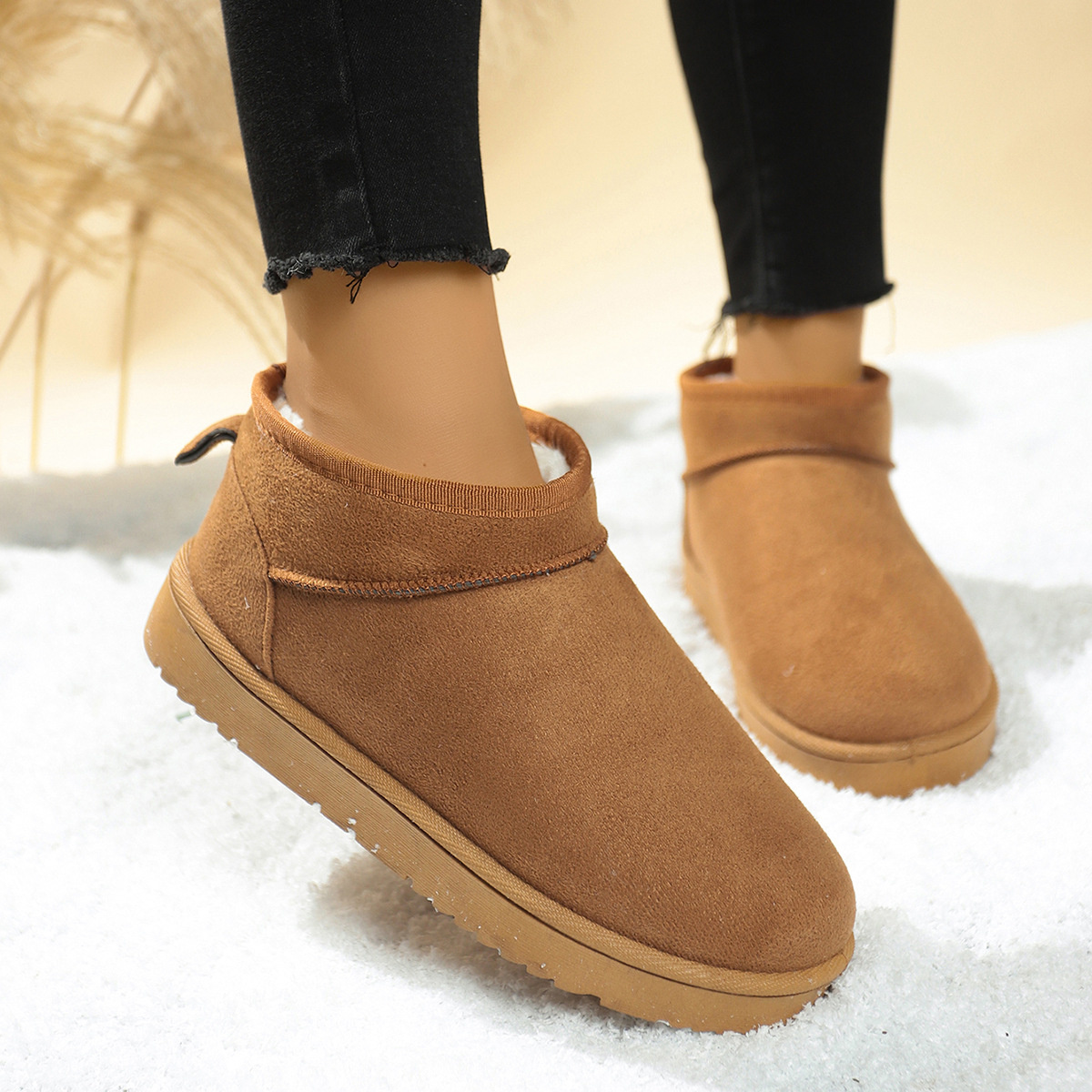 Round Toe Platform Boots