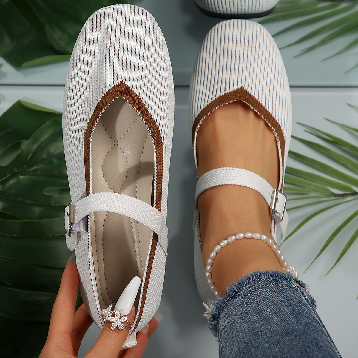 Round Toe Mesh Slip-Ons