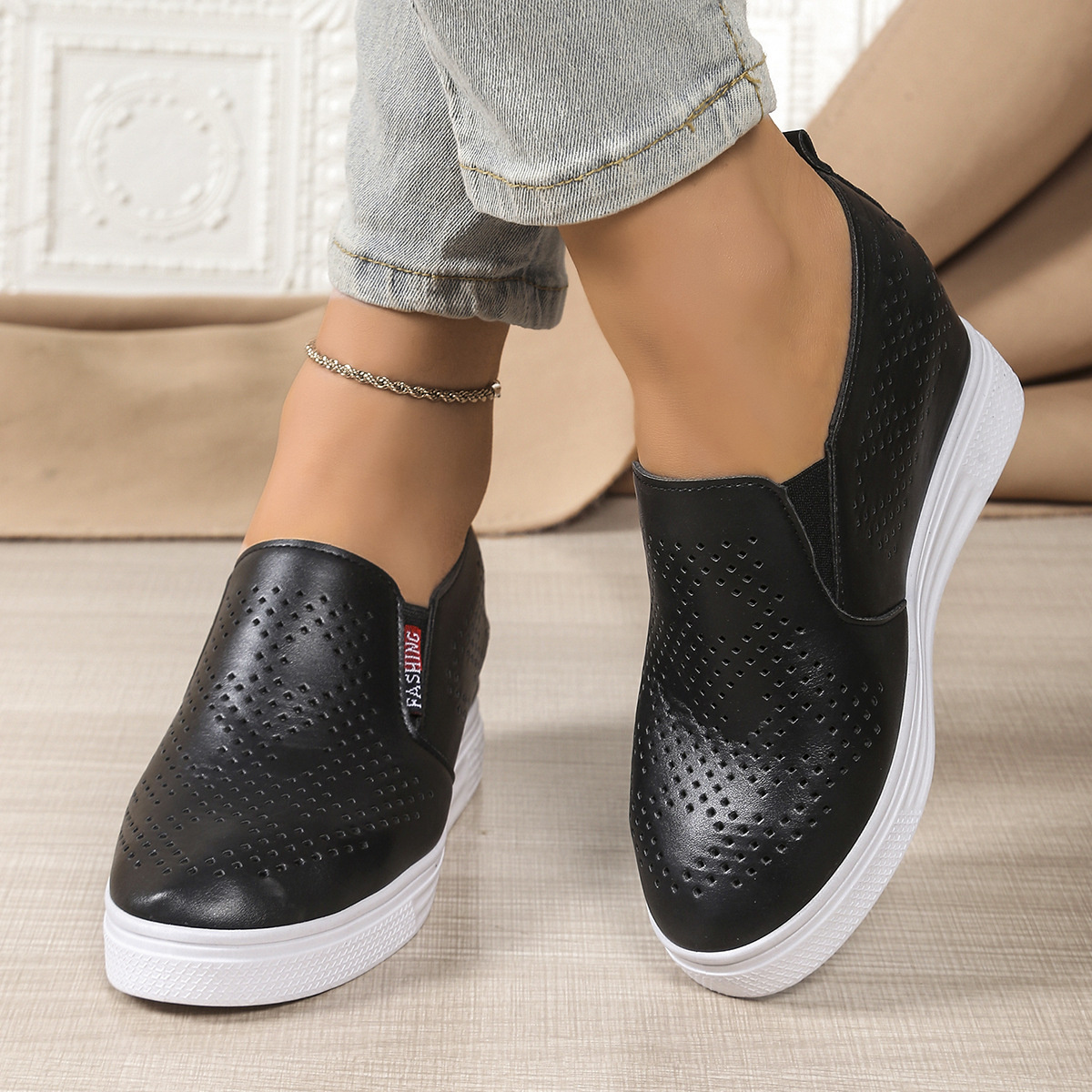 Round Toe Platform Loafers