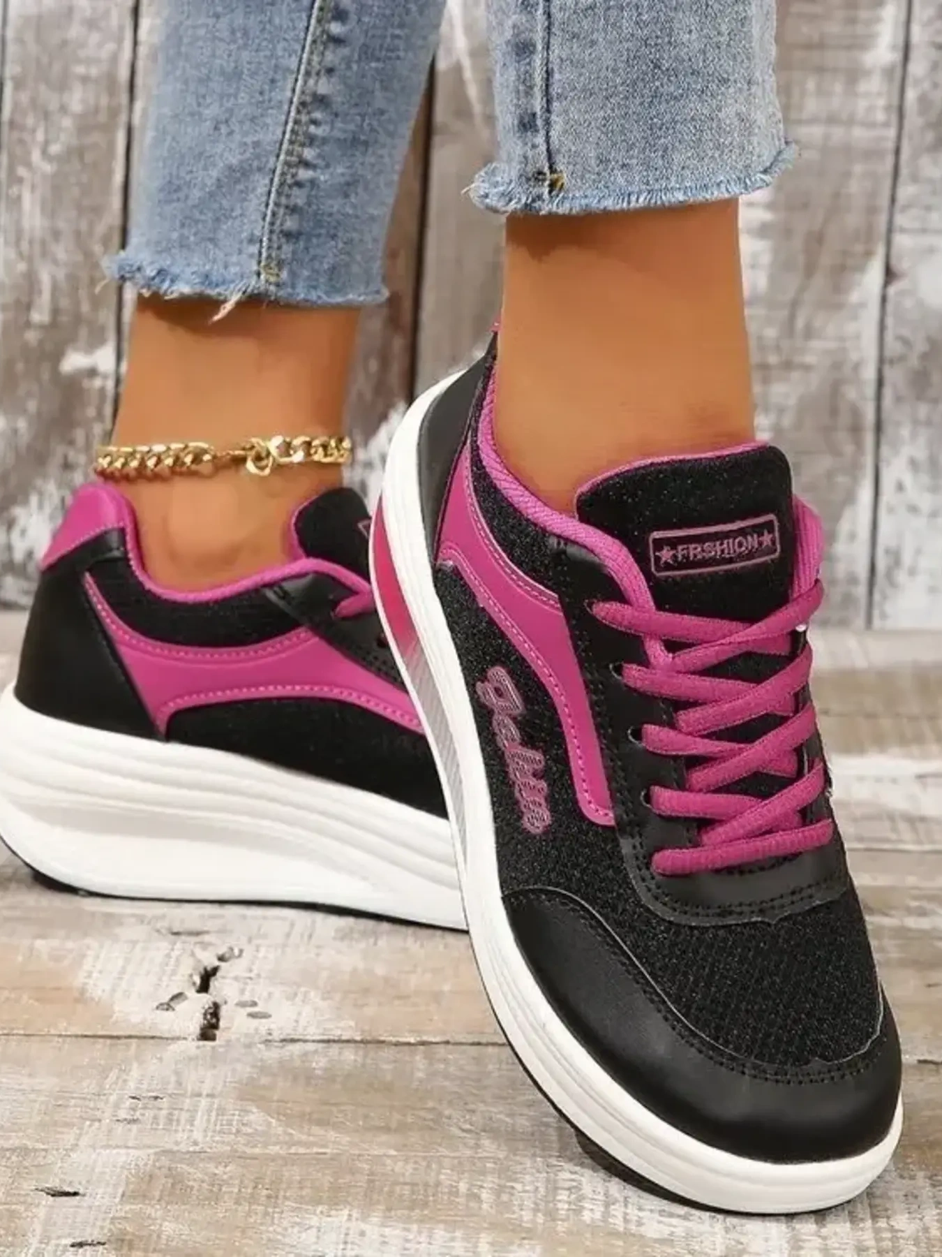 Breathable Lace Up Contrast Mesh Athletic