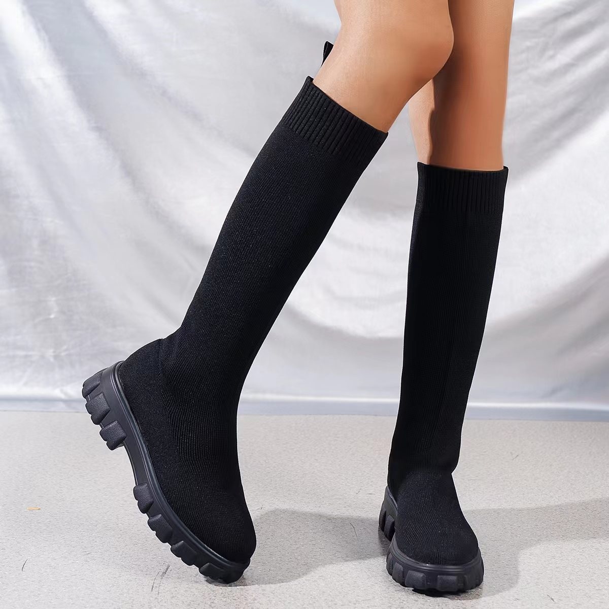 Round Toe Platform Boots