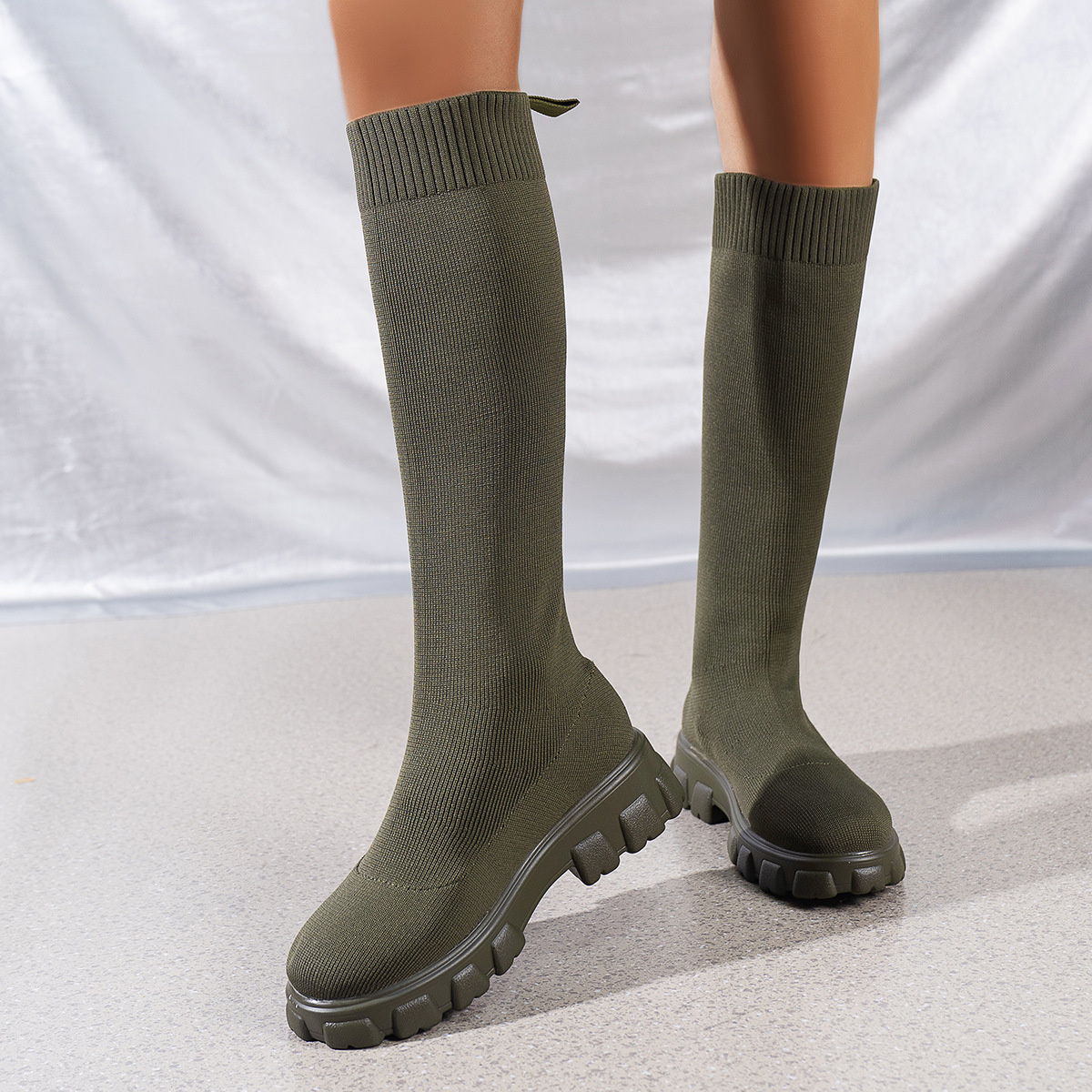 Round Toe Platform Boots