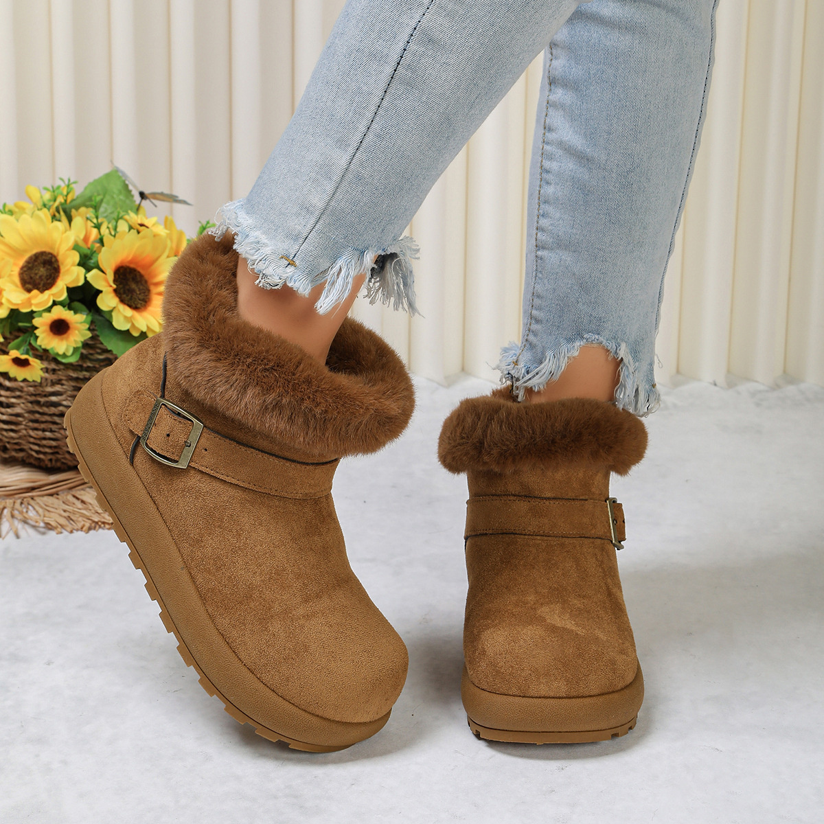 Round Toe Fuzzy Boots
