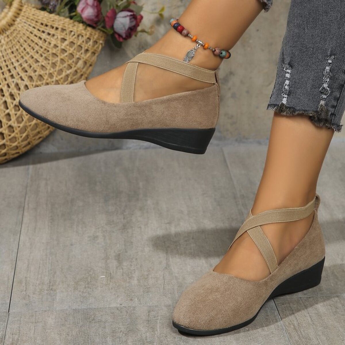 Round Toe Wedge Loafers