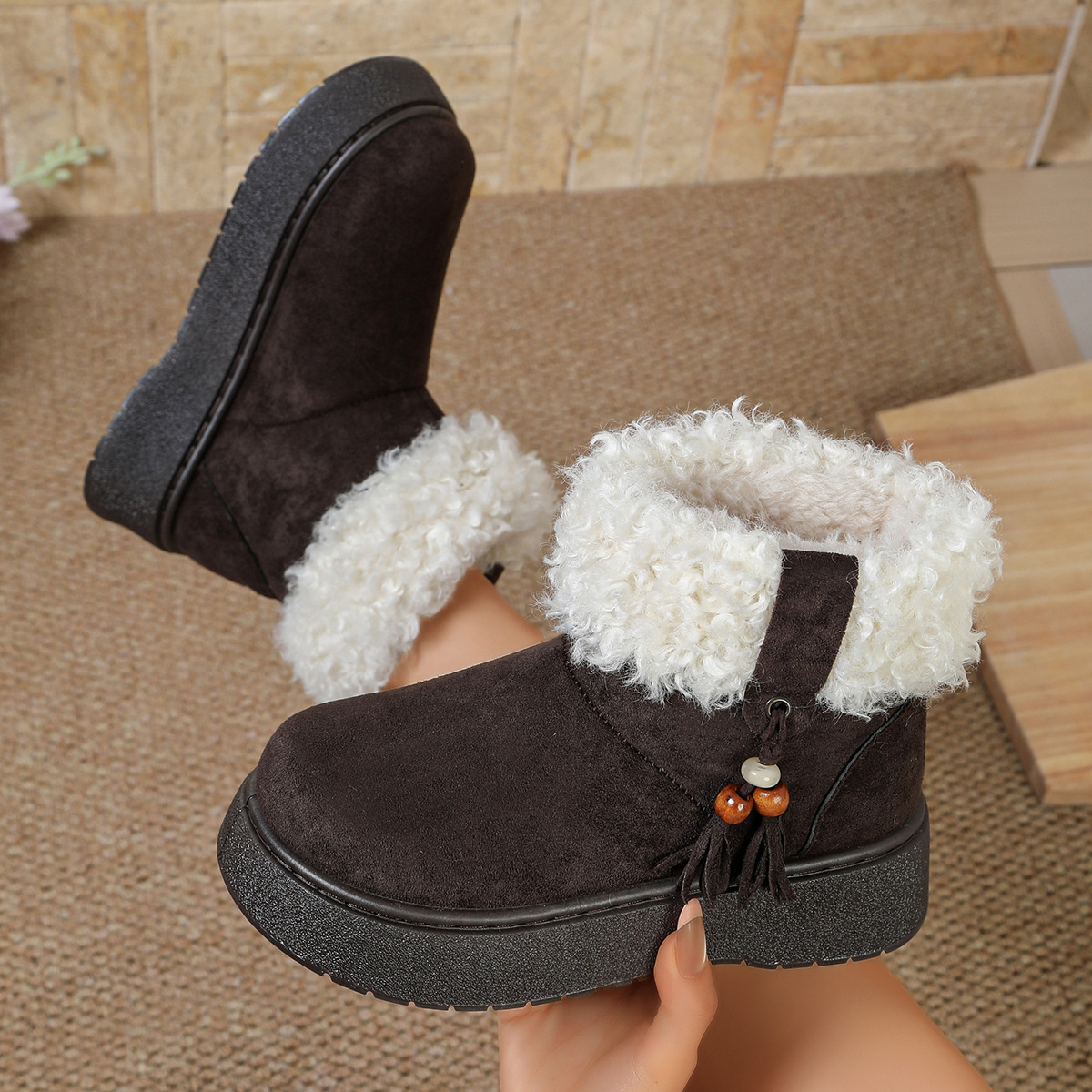 Round Toe Faux Fur Lined Boots
