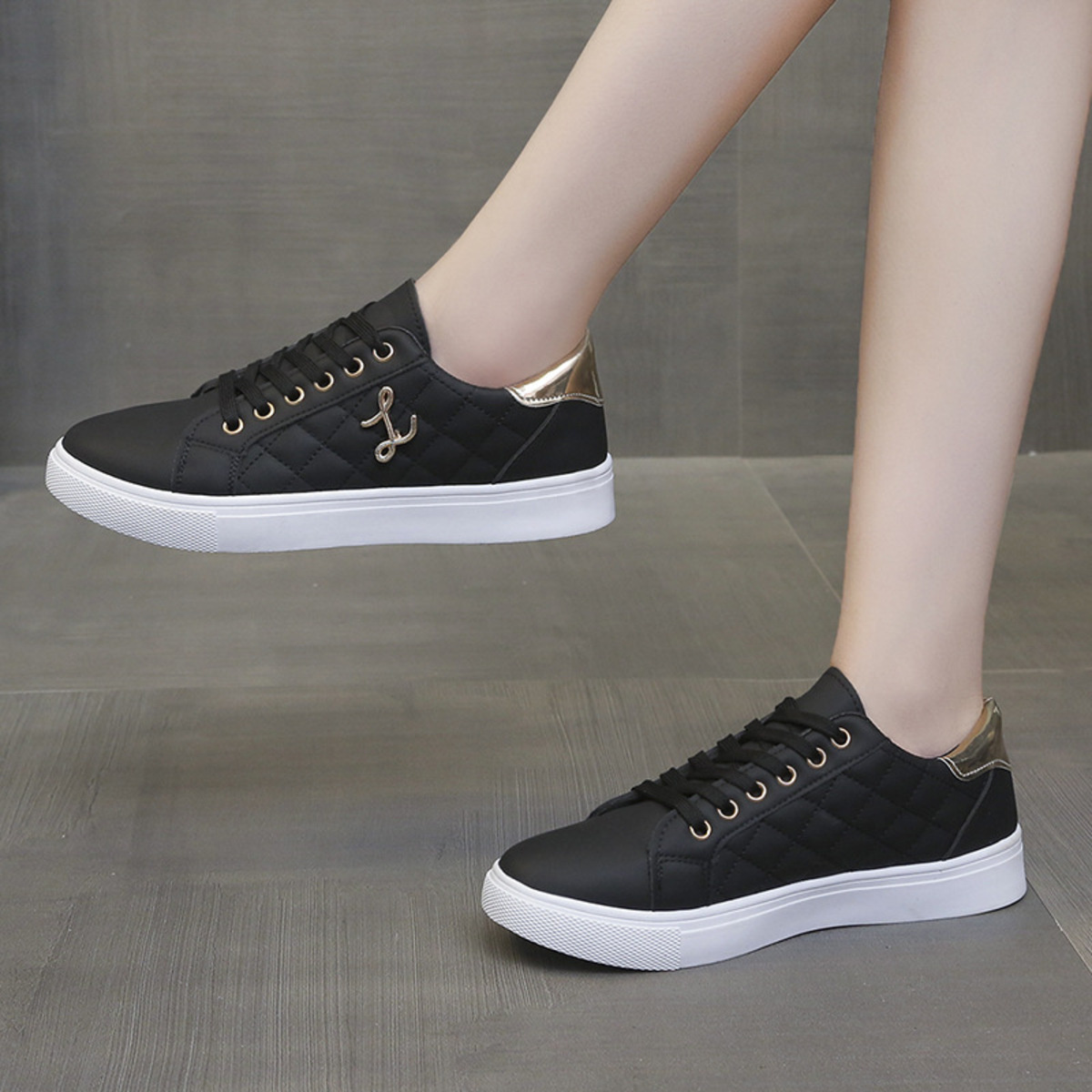 Round Toe Lace Up Sneakers
