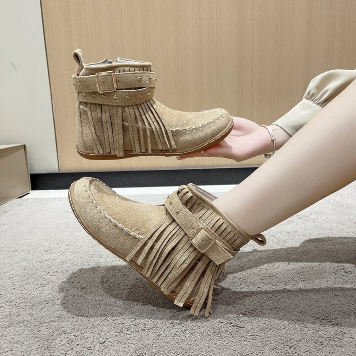 Fringe Round Toe Boots