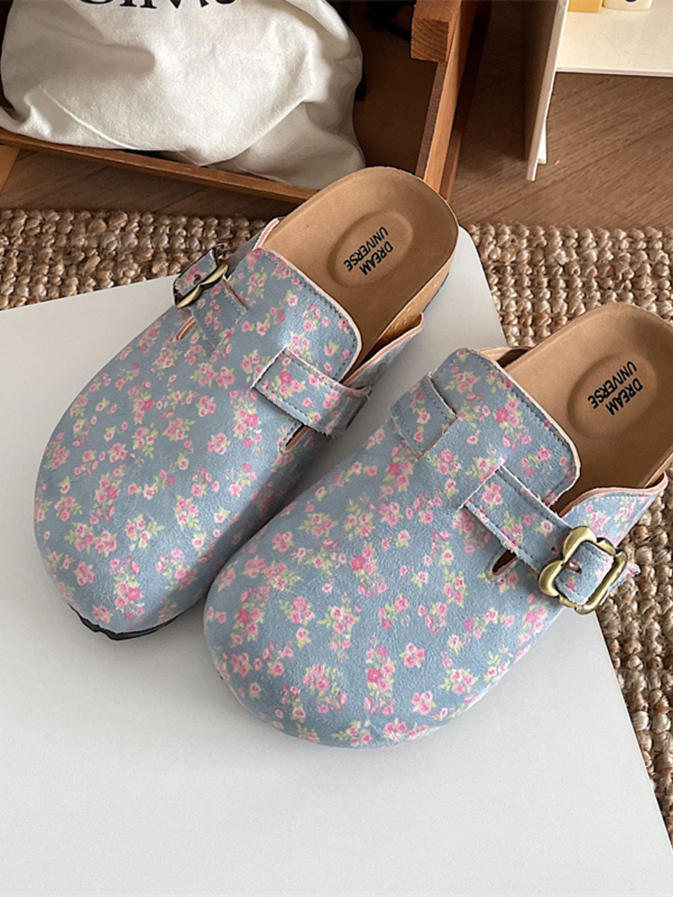 Floral Pattern Round Toe Slip-Ons