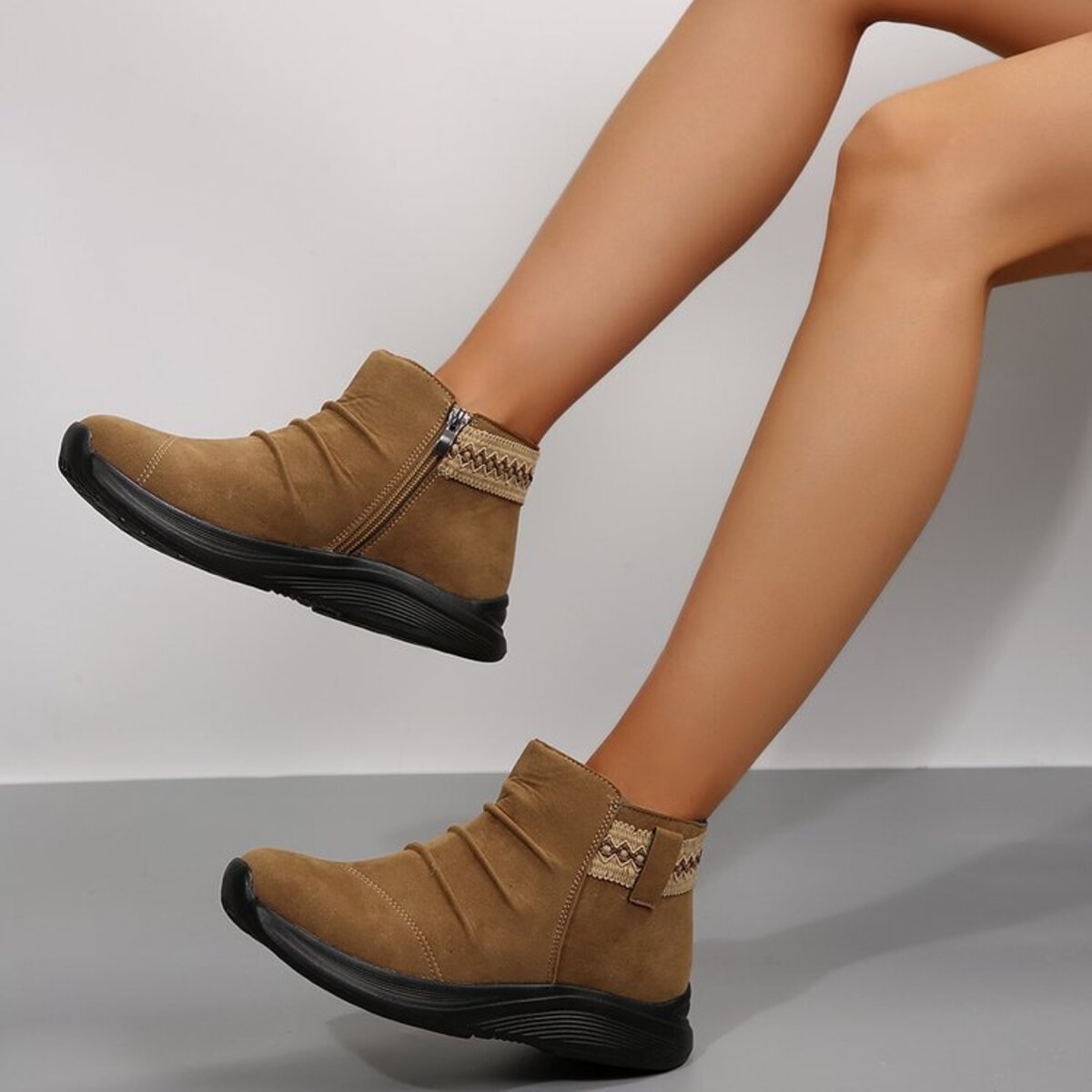 Round Toe Platform Boots