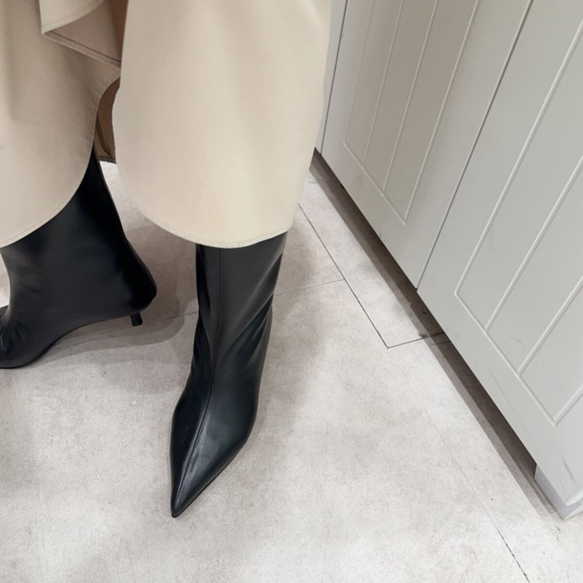 Point Toe Kitten Heels Boots