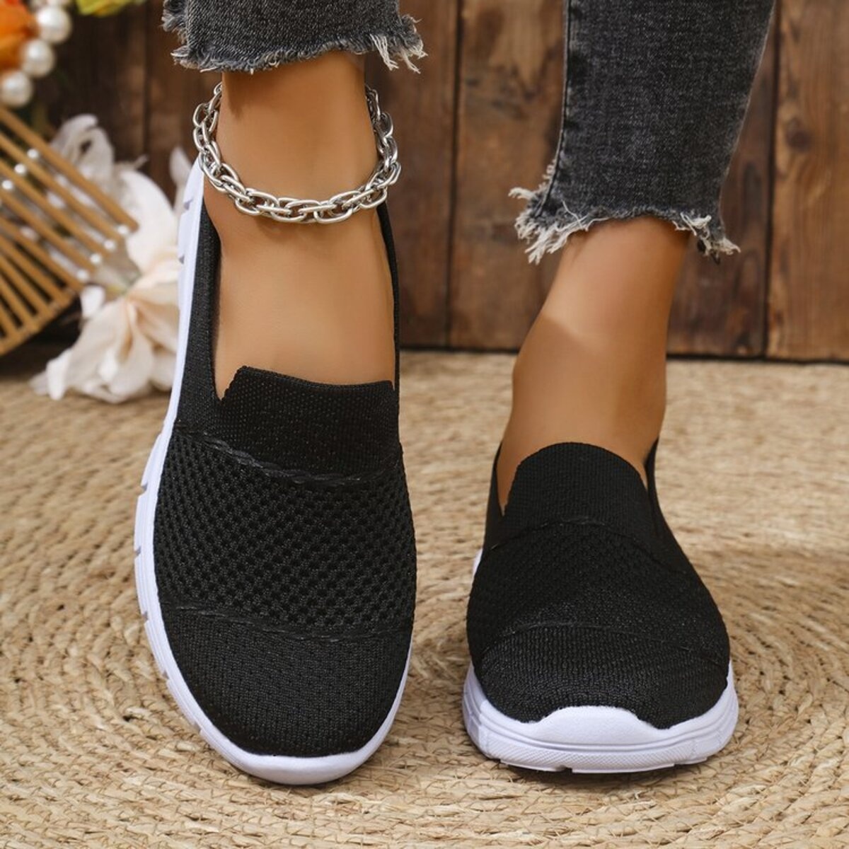 Round Toe Flats Slip-Ons