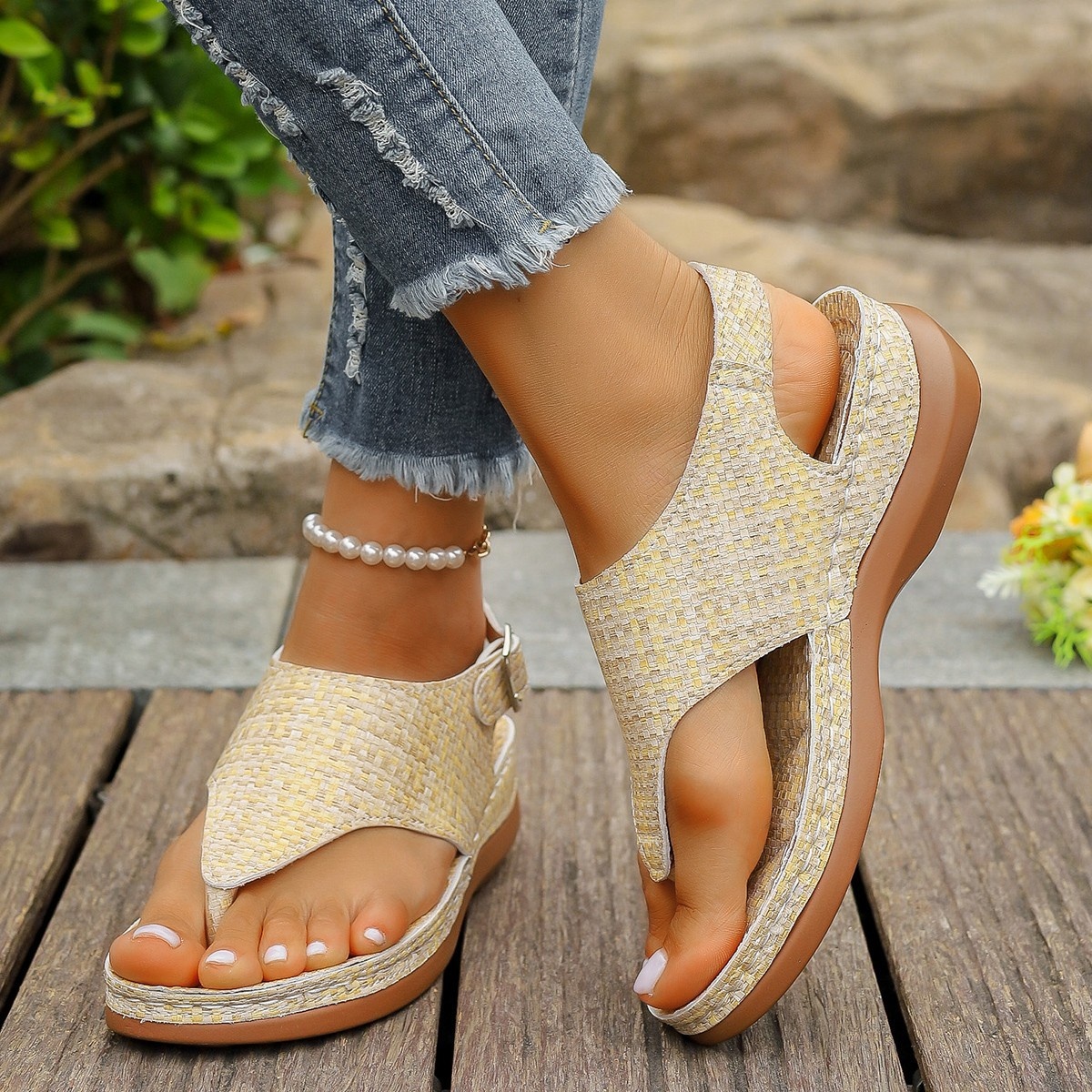 Toe Post Wedge Sandals