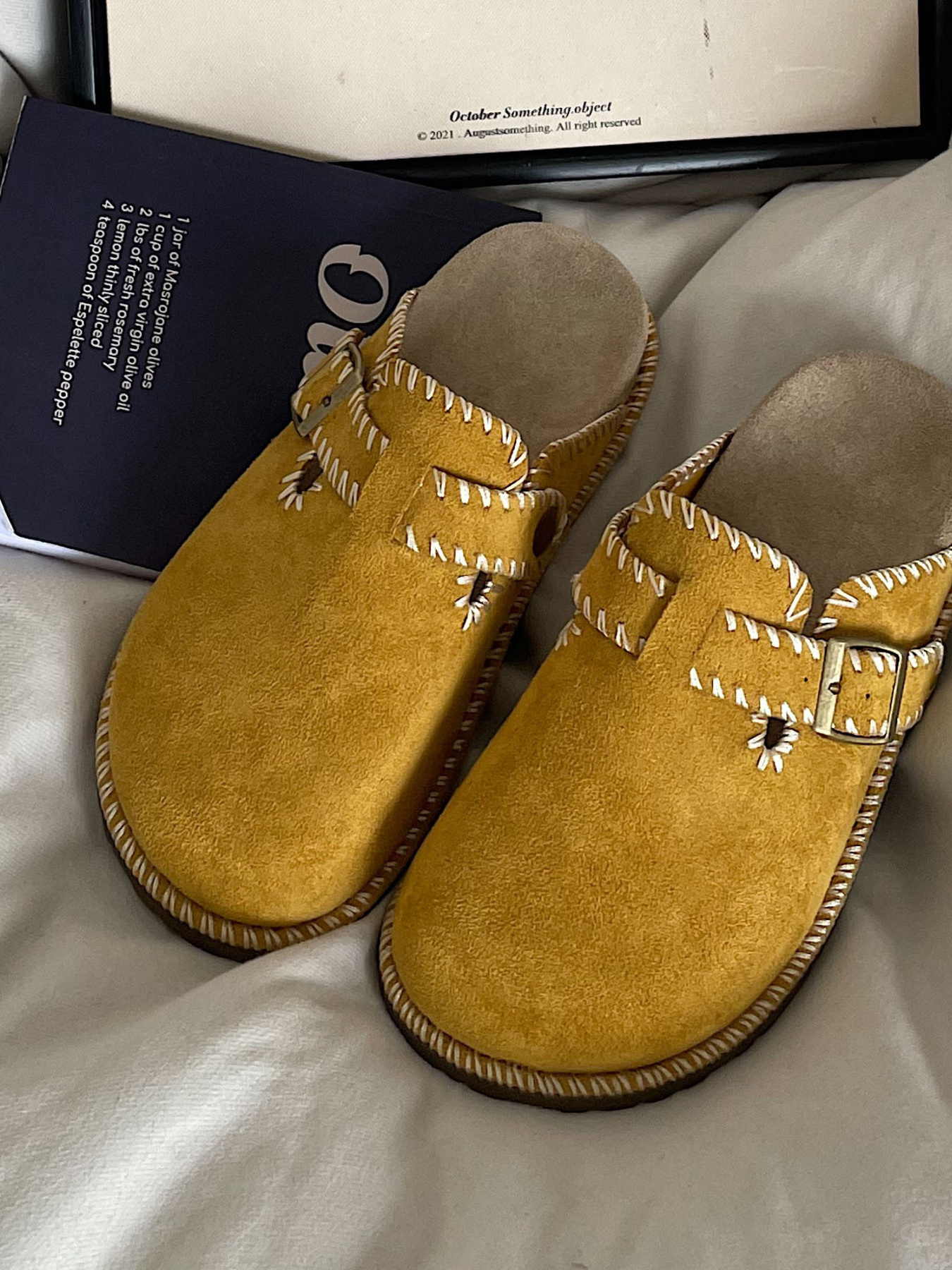 Round Toe Flats Slip-Ons