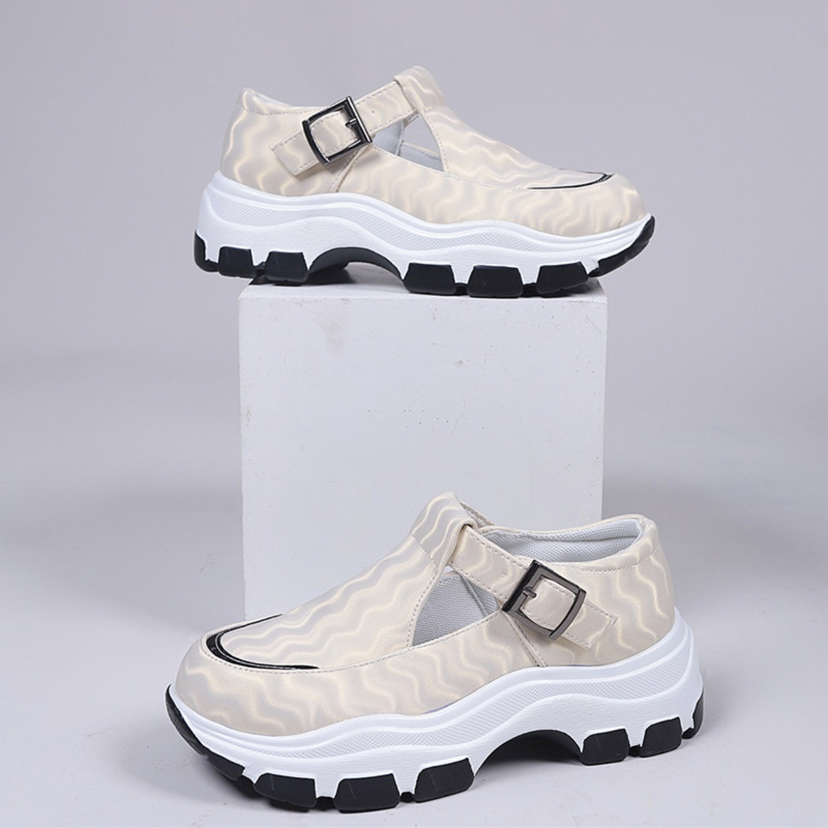 Round Toe Platform Loafers