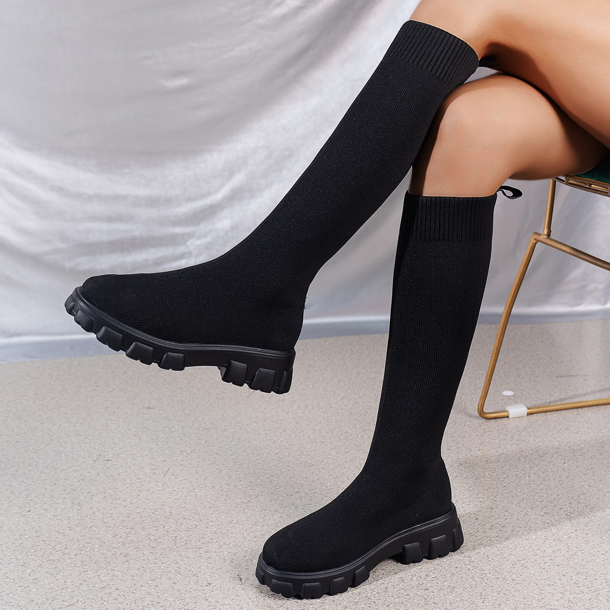 Round Toe Platform Boots