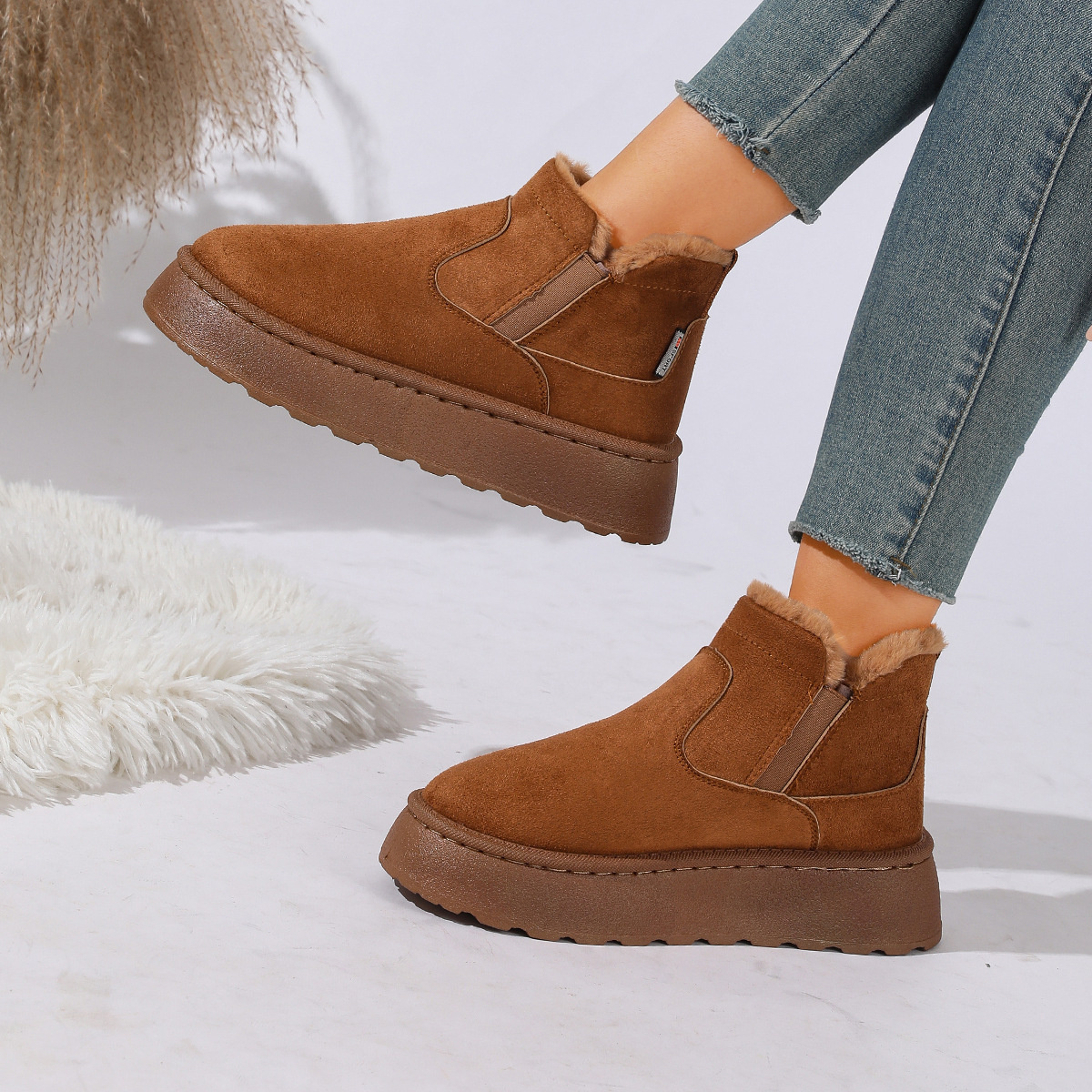 Round Toe Platform Boots