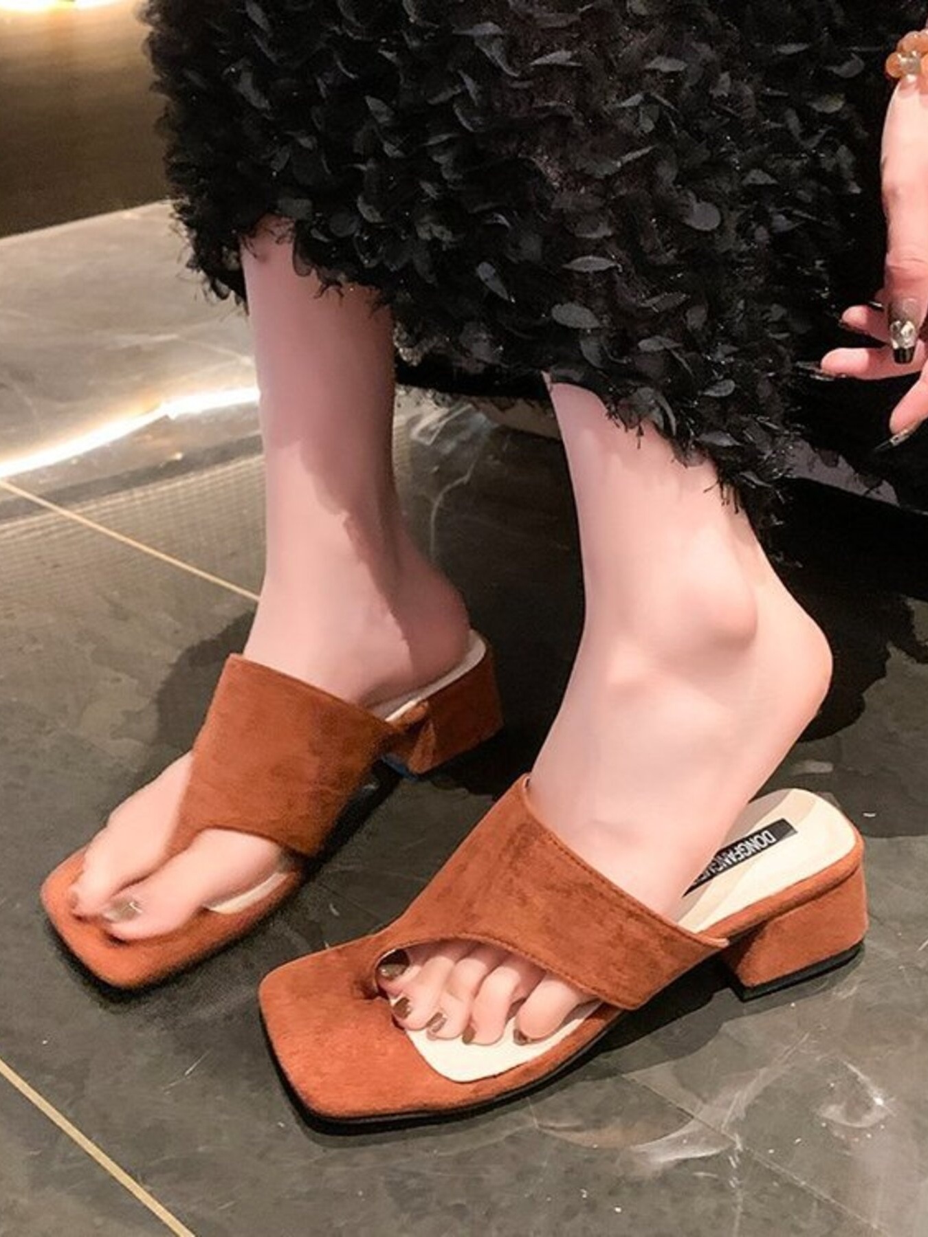 Toe Post Block Heels Sandals