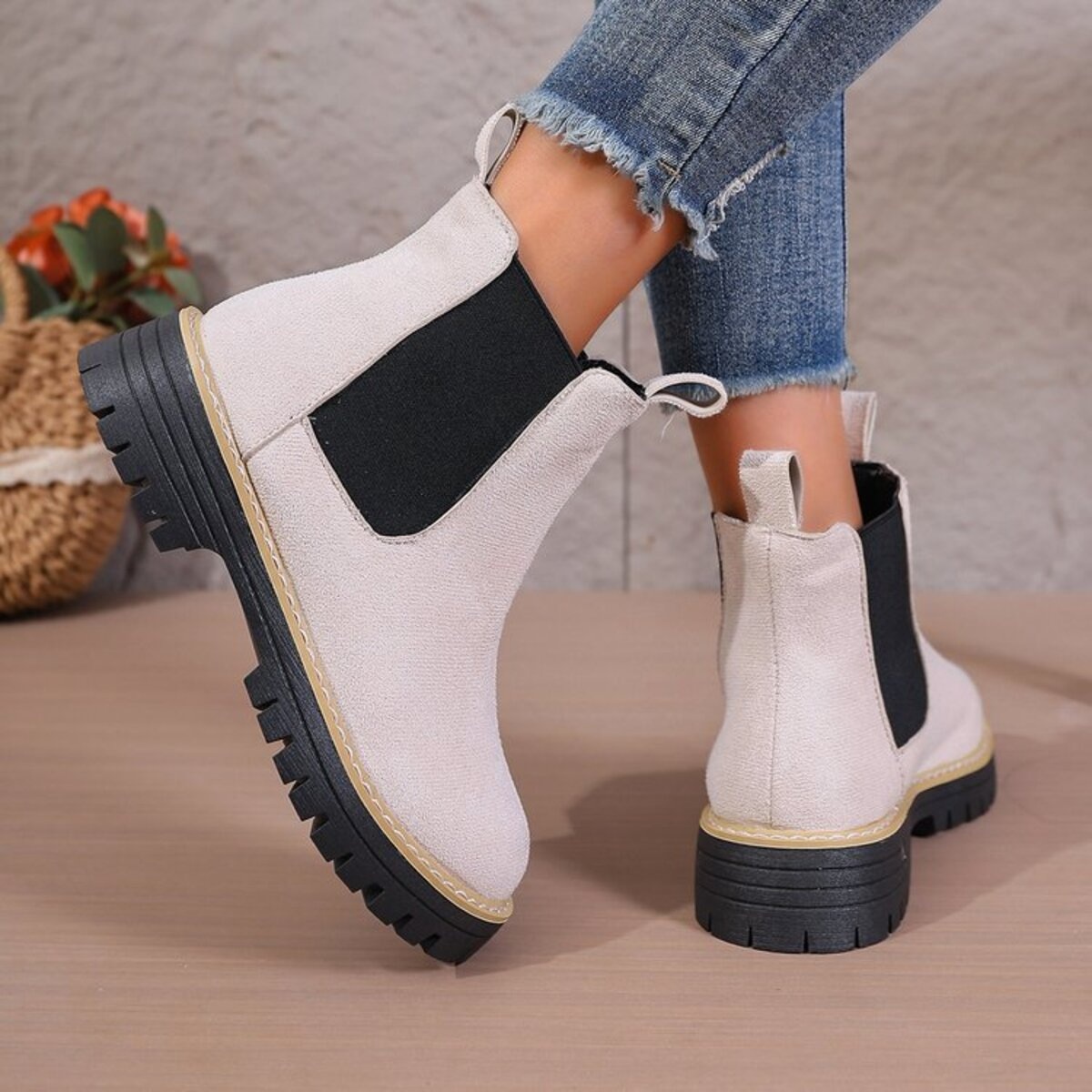 Round Toe Platform Boots