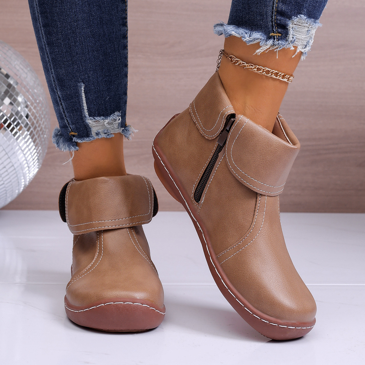 Round Toe Side Zipper Boots