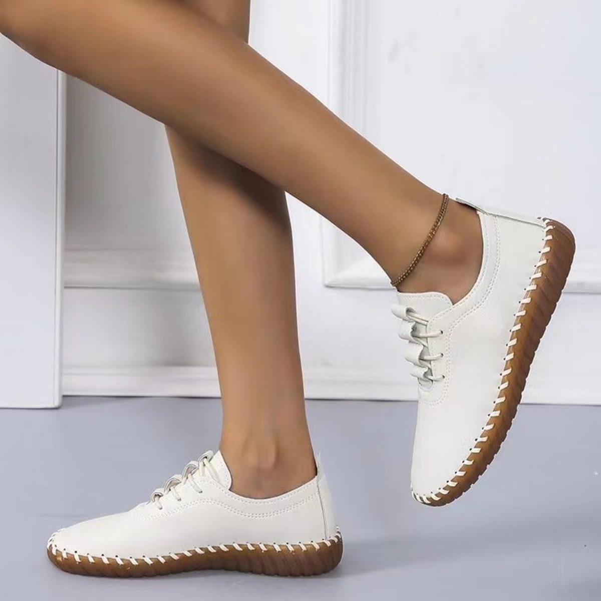 Round Toe Lace Up Sneakers