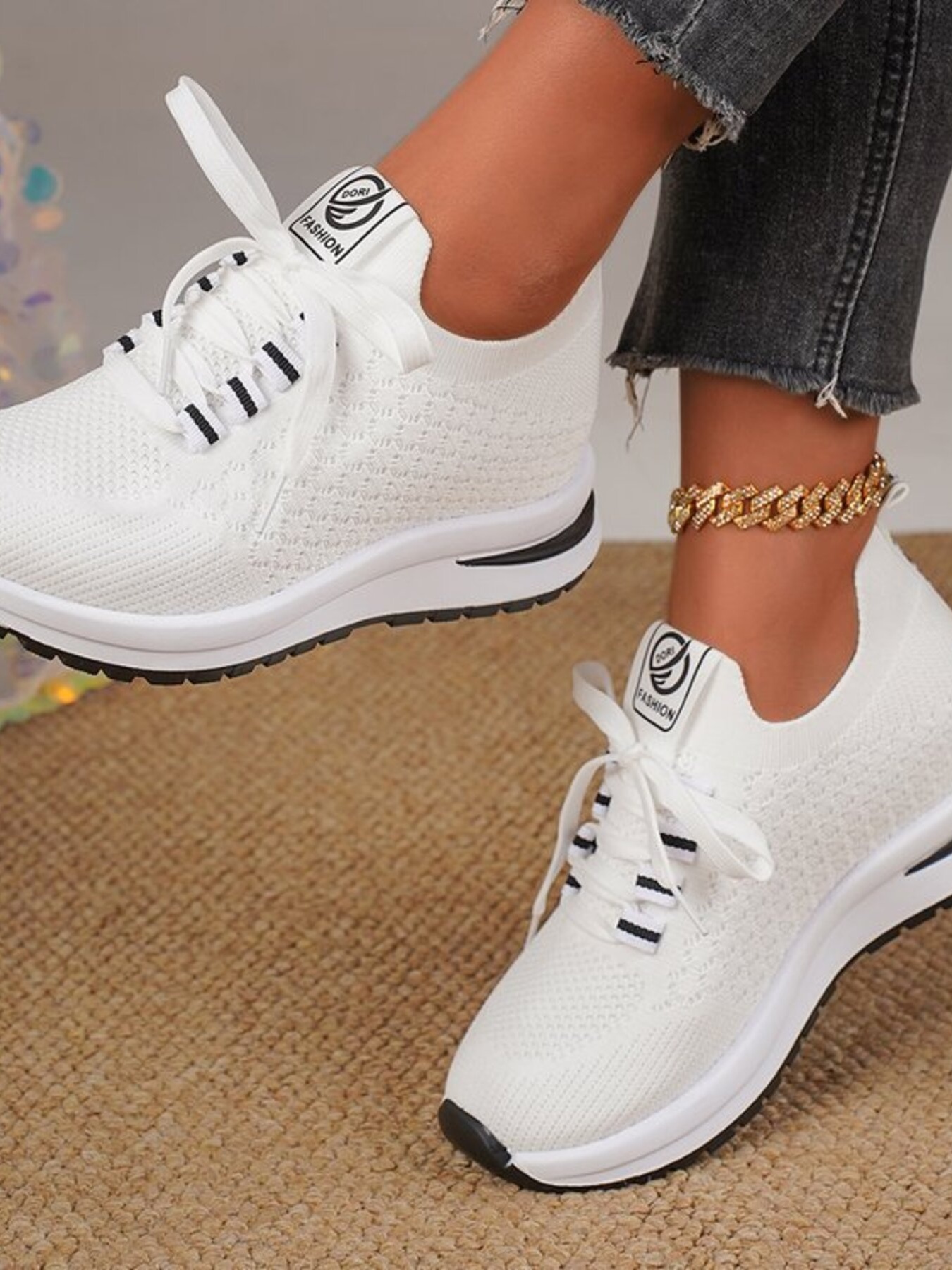 Breathable Mesh Lace Up Sneakers