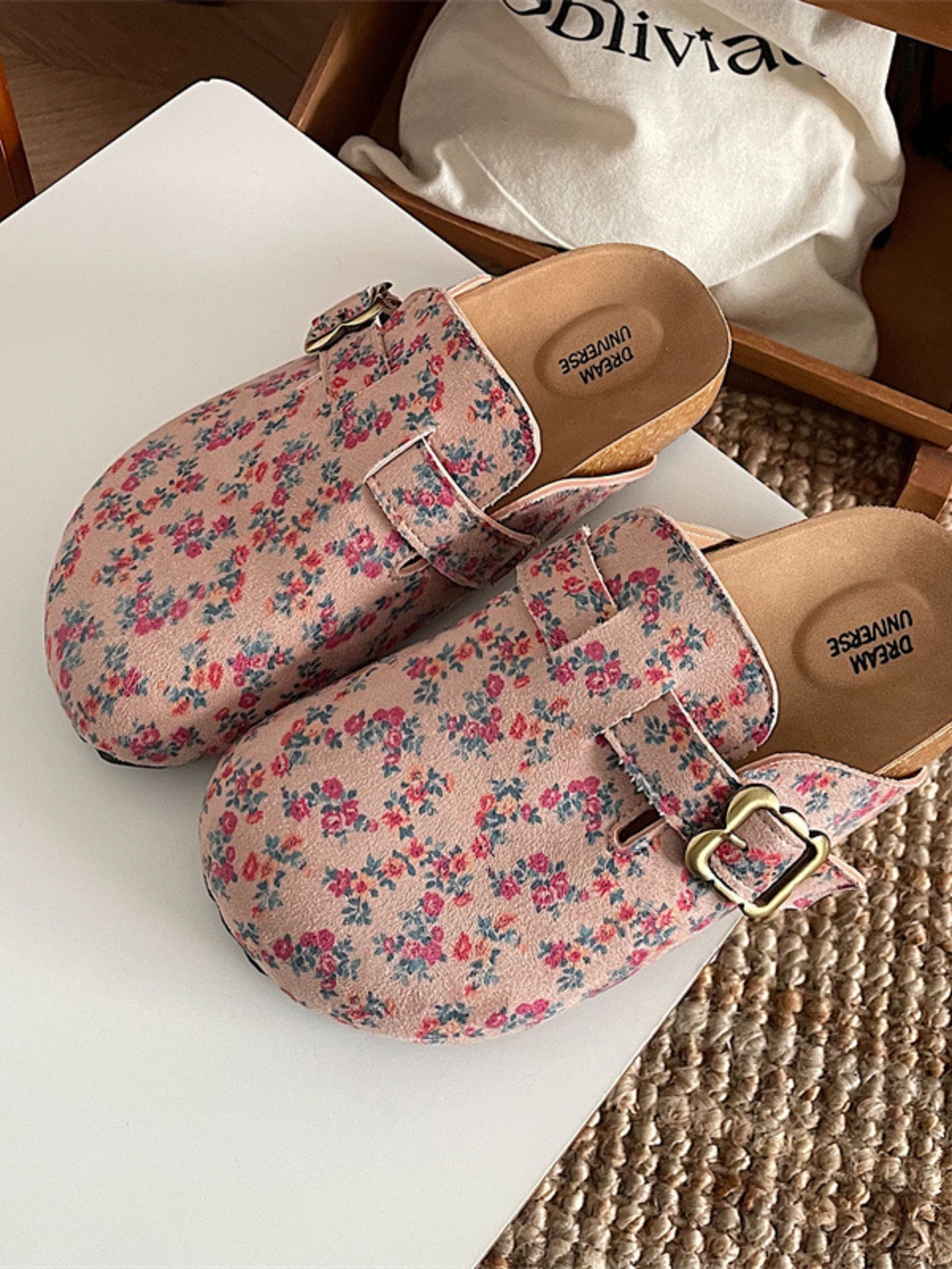 Floral Pattern Round Toe Slip-Ons