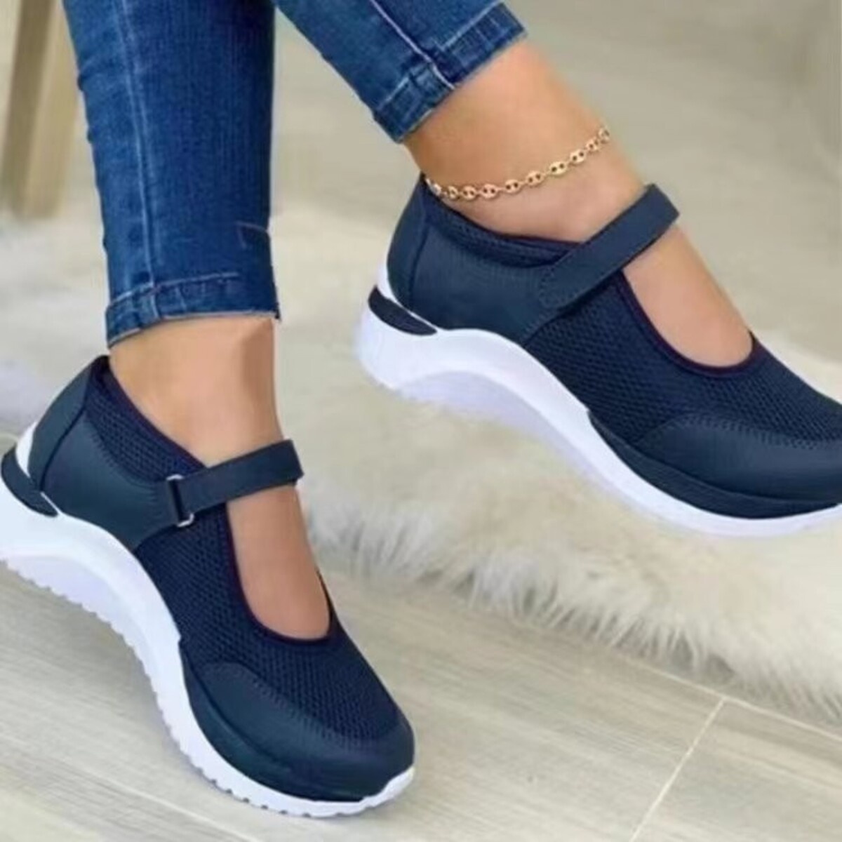 Round Toe Mesh Slip-Ons