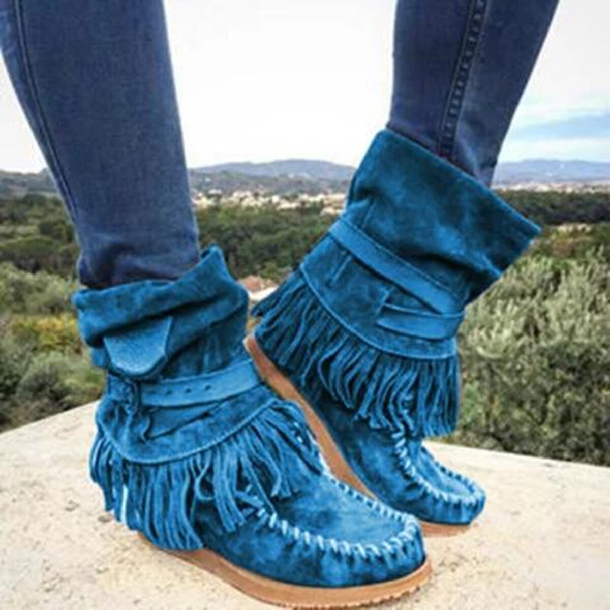 Round Toe Fringe Boots