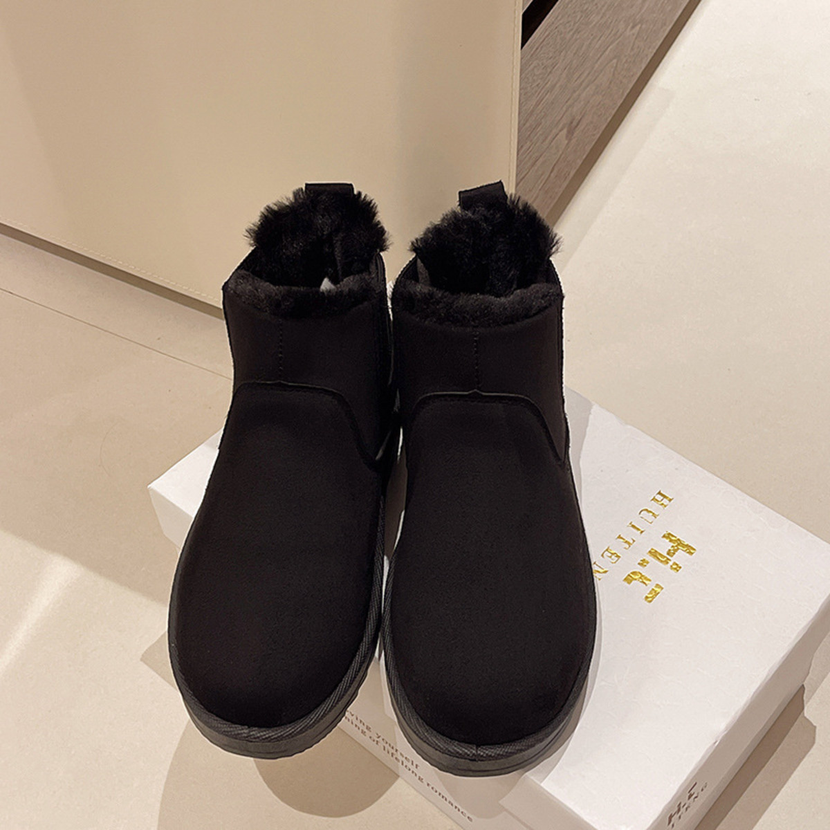 Round Toe Platform Boots